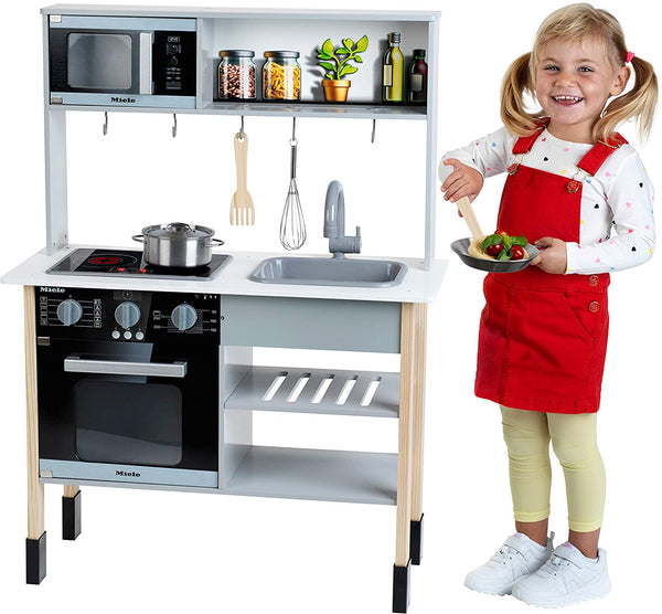 Small - Miele Wooden Kitchen